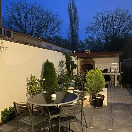 Maison De